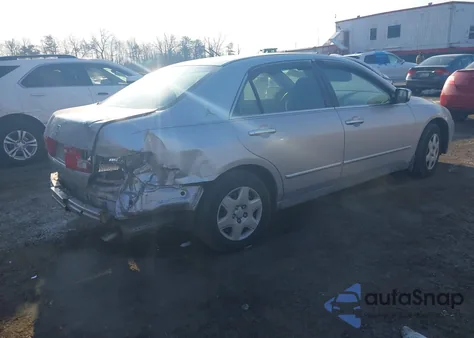 2005 Honda Accord 2.4 Lx из США, поврежденный, VIN 1HGCM56495L002748